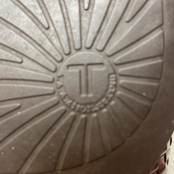 Trotter’s Brown Woven Leather Mule 8.5 Made In Brazil (2) - Picture 9 of 9